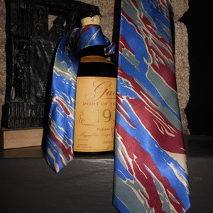 Abstract Art CAMDEN COURT Necktie WOODGRAIN Print Cravat Neckwear Tie Modern Art Made in Usa Shiny Poly Umber Blue Slate Tan Vintage 70s