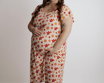 PLUS SIZE Three Little Tots 70s Groovy Flower Labor and Delivery Nursing Hospital Gown- Pajamas & Breastfeeding