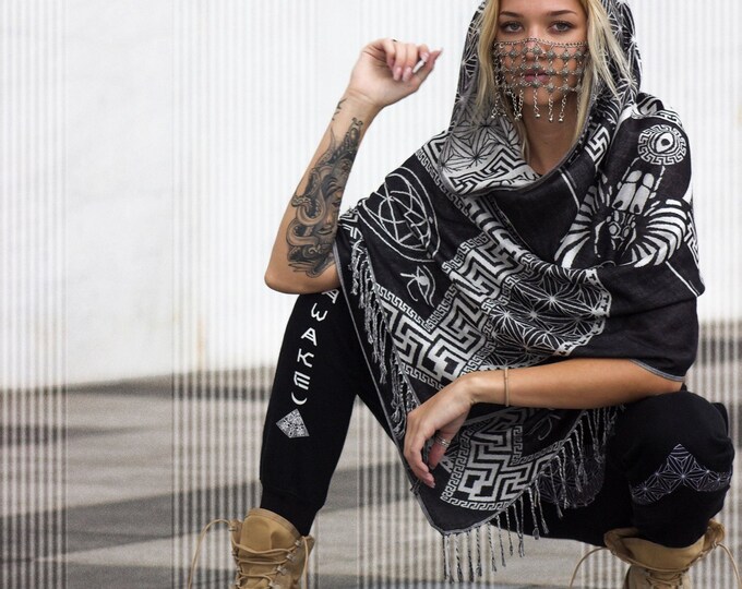 Festival Pashmina DREAM AWAKE Black/white // Rave Pashmina // Pashmina ...