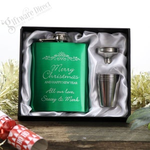 Christmas Engraved Green 7oz Hip Flask Gift Set Present Personalised Xmas Gift