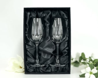 Engraved Double Wine Glass Set Engagement Gift with Gift Box