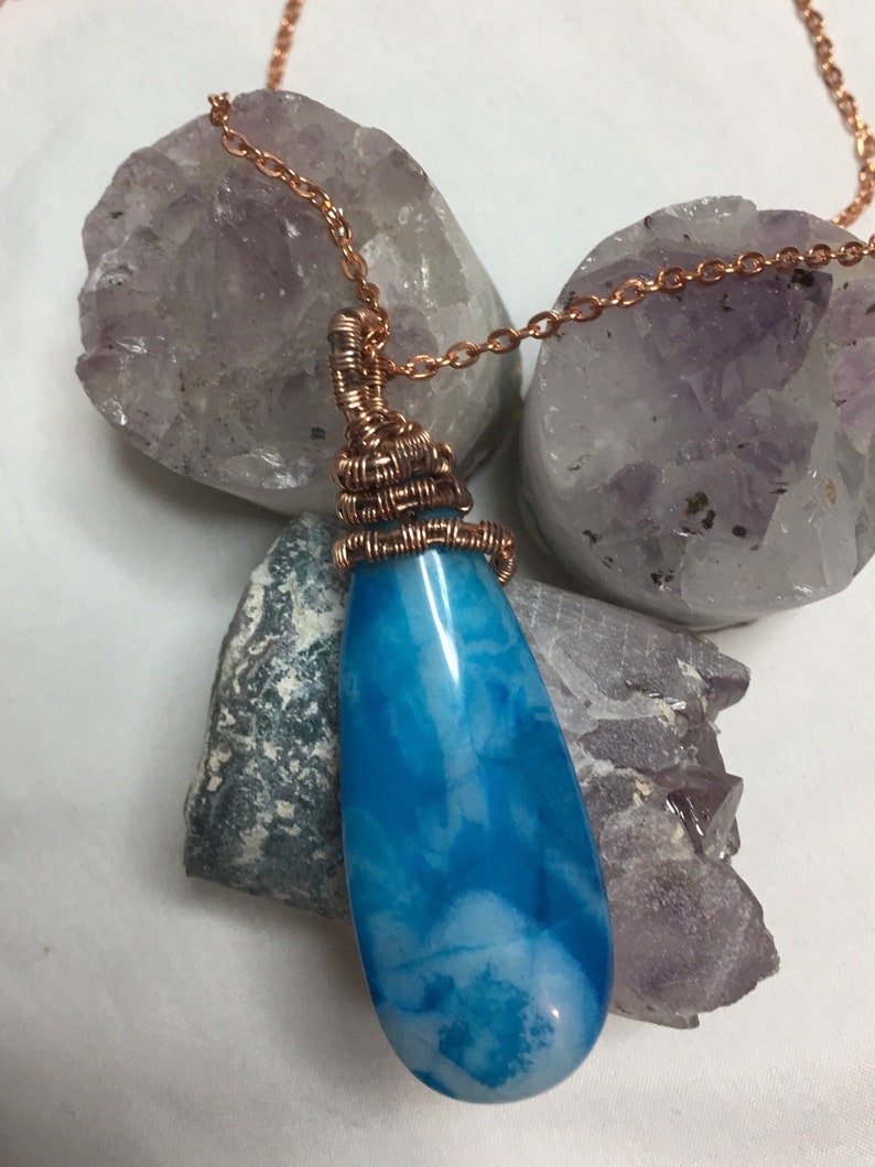 Blue Ocean Agate Terdrop Wire Wrapped necklace