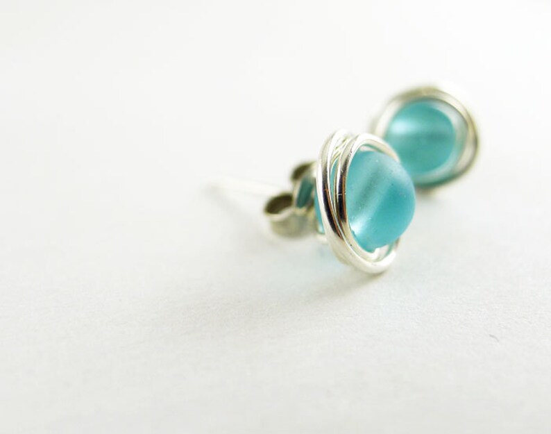 Sterling silver sea glass studs: choose from 30 colors, Hypoallergenic small posts, Everyday earrings zdjęcie 8