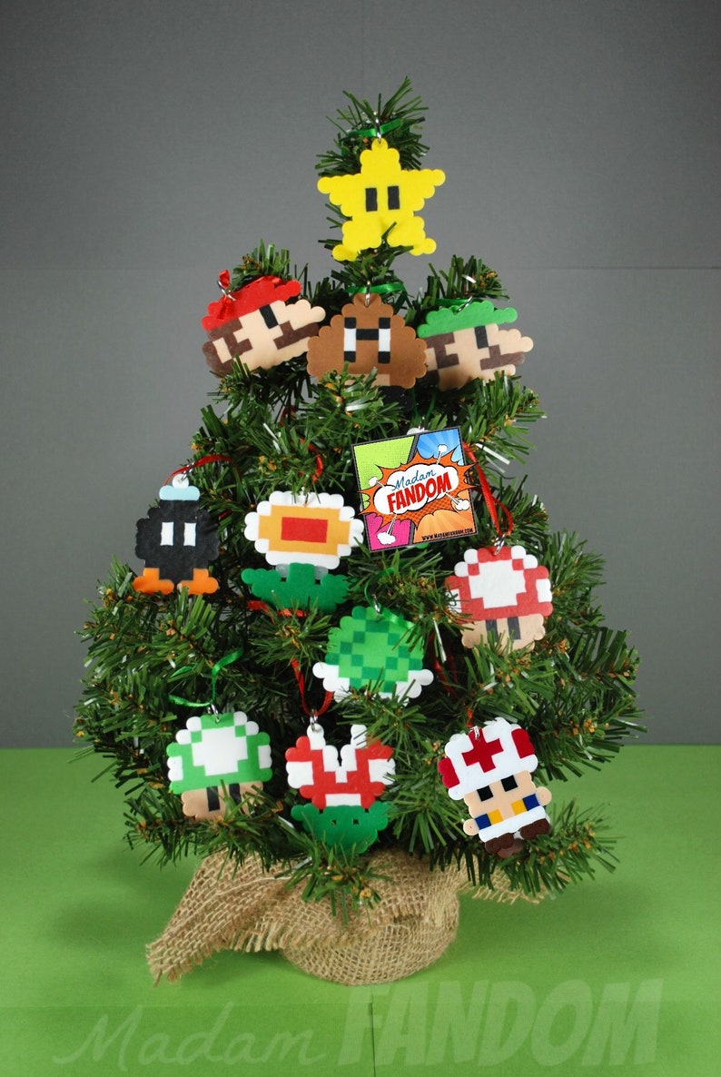 16 Piece Pixel Mario Ornament Set