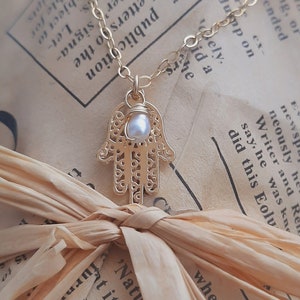 Hamsa necklace, Gold filled hamsa necklce, Lase hamsa necklace, Hand of fatima necklace, Evil eye necklace, Garding necklace, Bat mitzva