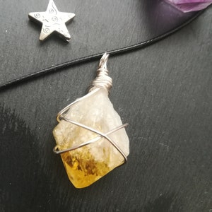 Citrine crystal pendant,  Citrine stone healing crystals manifestation, cleansing healing gems,  gift for her.  Birthday gift. Uk