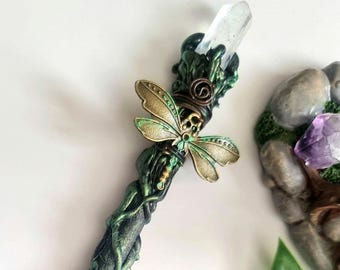 Crystal wand, mini witch natural stone wand, dragonfly gifts, Green fae crystal witchcraft Alter Tools.