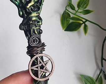 Crystal wand, Labradorite Love Heart handmade, witches wand