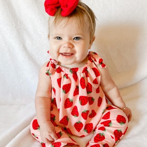 Baby girl, strawberry jumpsuit romper, ready to ship, spring outfit, summer outfit, multiple season, baby coming home outfit, adjustable