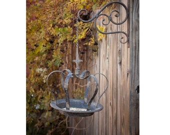 Crown Bird Feeder