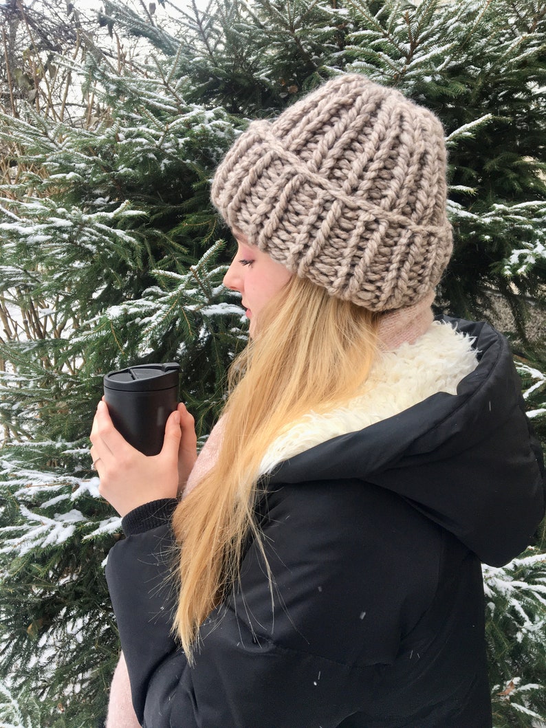 Sombrero de punto súper grueso, sombrero Helsinki, tejido gigante, sombrero de invierno de gran tamaño, gorro súper grueso, gorro de punto de invierno cálido, gorro de punto grueso imagen 1