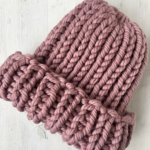 Super chunky knit hat, Helsinki hat, Giant knitting, Oversized winter hat,, super chunky beanie, Warm winter knitted hat, Chunky knit beanie