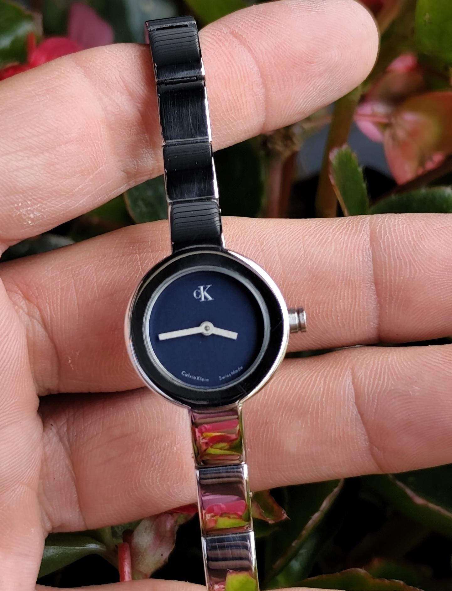 Genuine Vintage Swiss CK K6131 Blue Dial Women's Minimalist Quartz