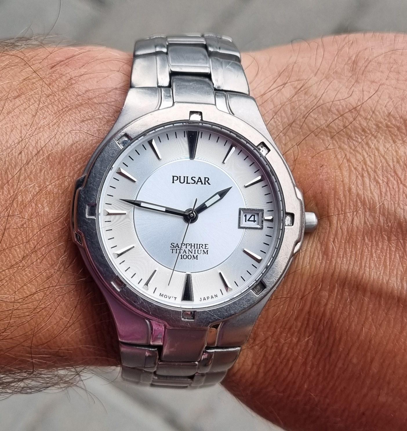 Vintage PULSAR VX42-X092 Sapphire TITANIUM Men's Quartz Watch W
