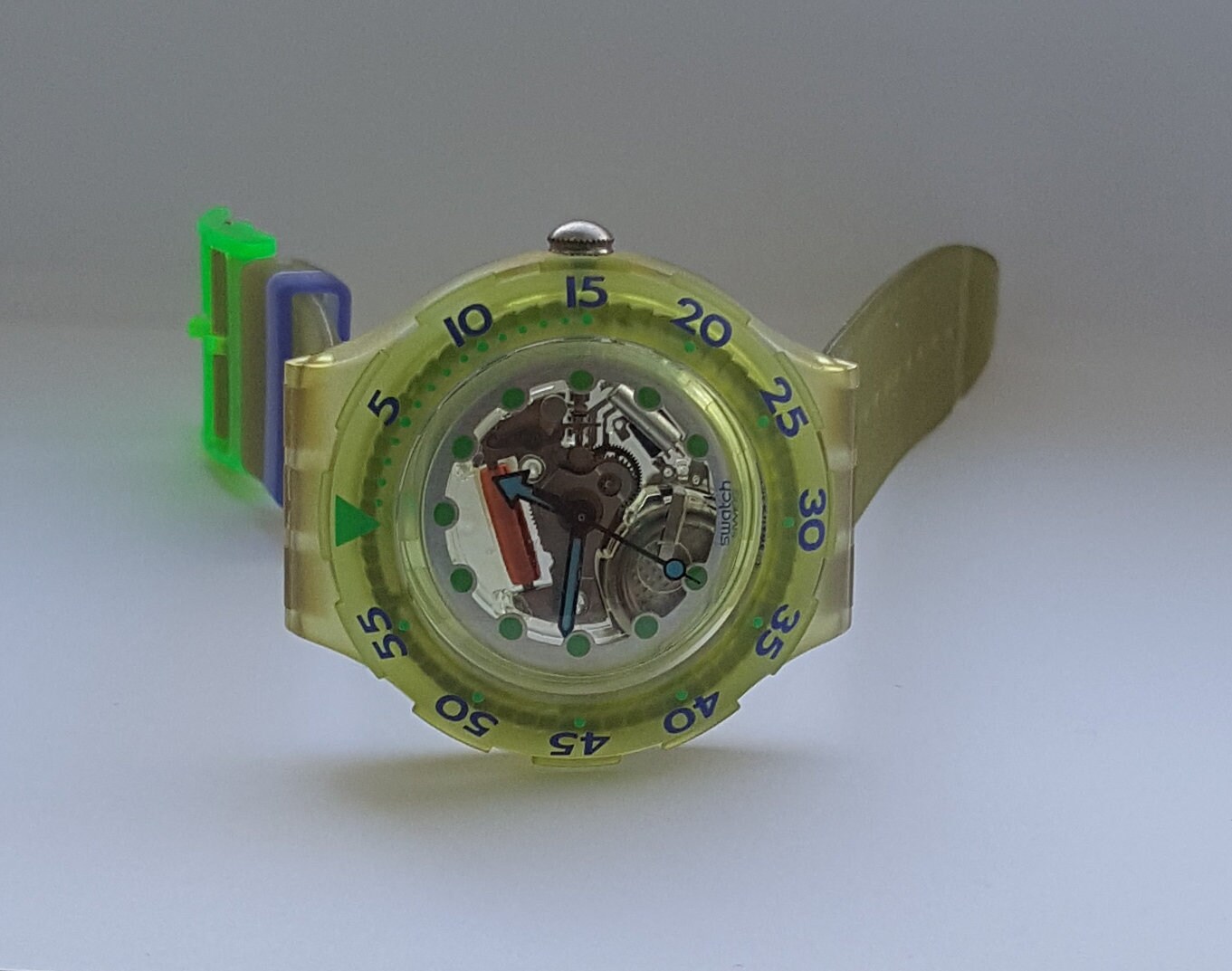 Vintage Swiss Swatch 1993 Scuba 200m Watch Blue Ice SDK107