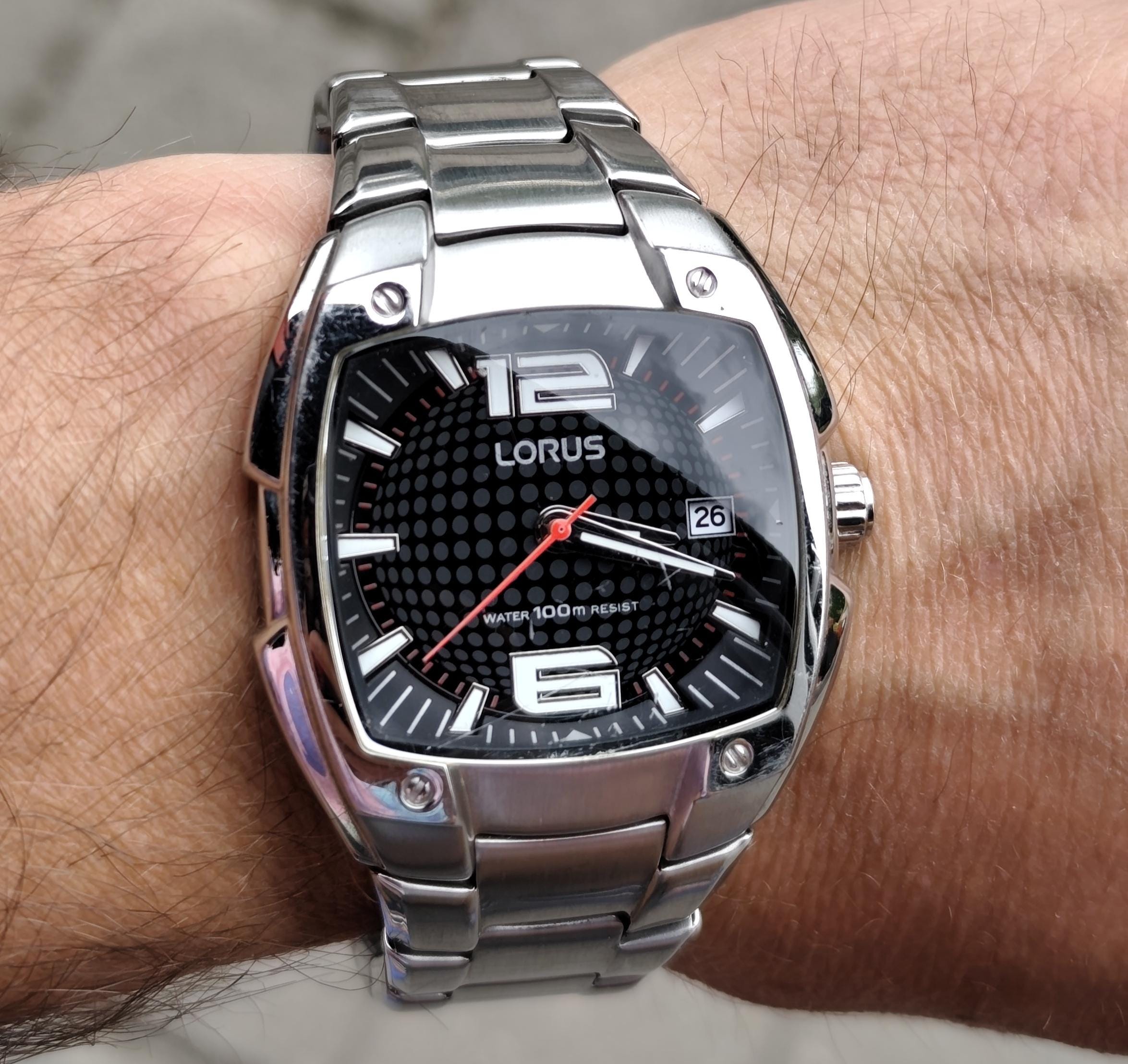 Vintage Japan LORUS VX42-X163 Black Dial Men's Quartz Watch W Day