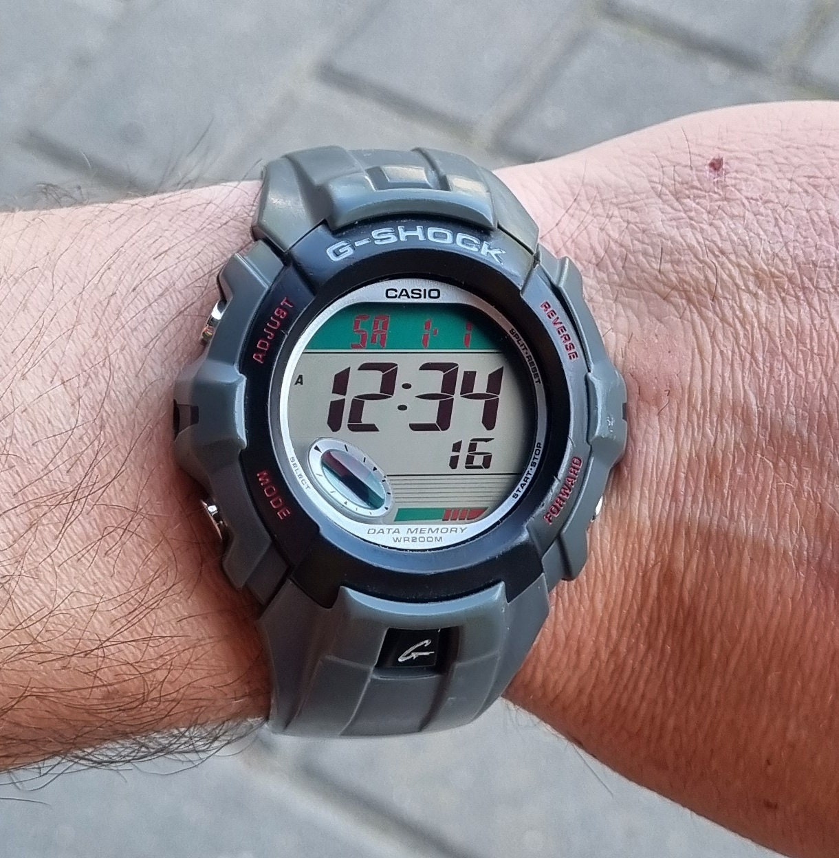Genuine Vintage 2001 CASIO G-shock G-3011F-8V (2454) Men's