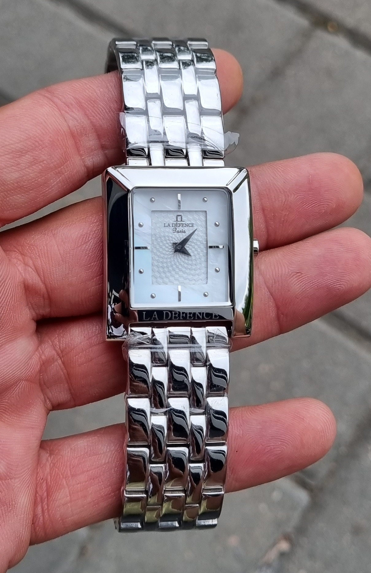 La Defence Paris Cosmicmaster Flash Saucer Unisex Watch New Battery France GR - Men main image 3