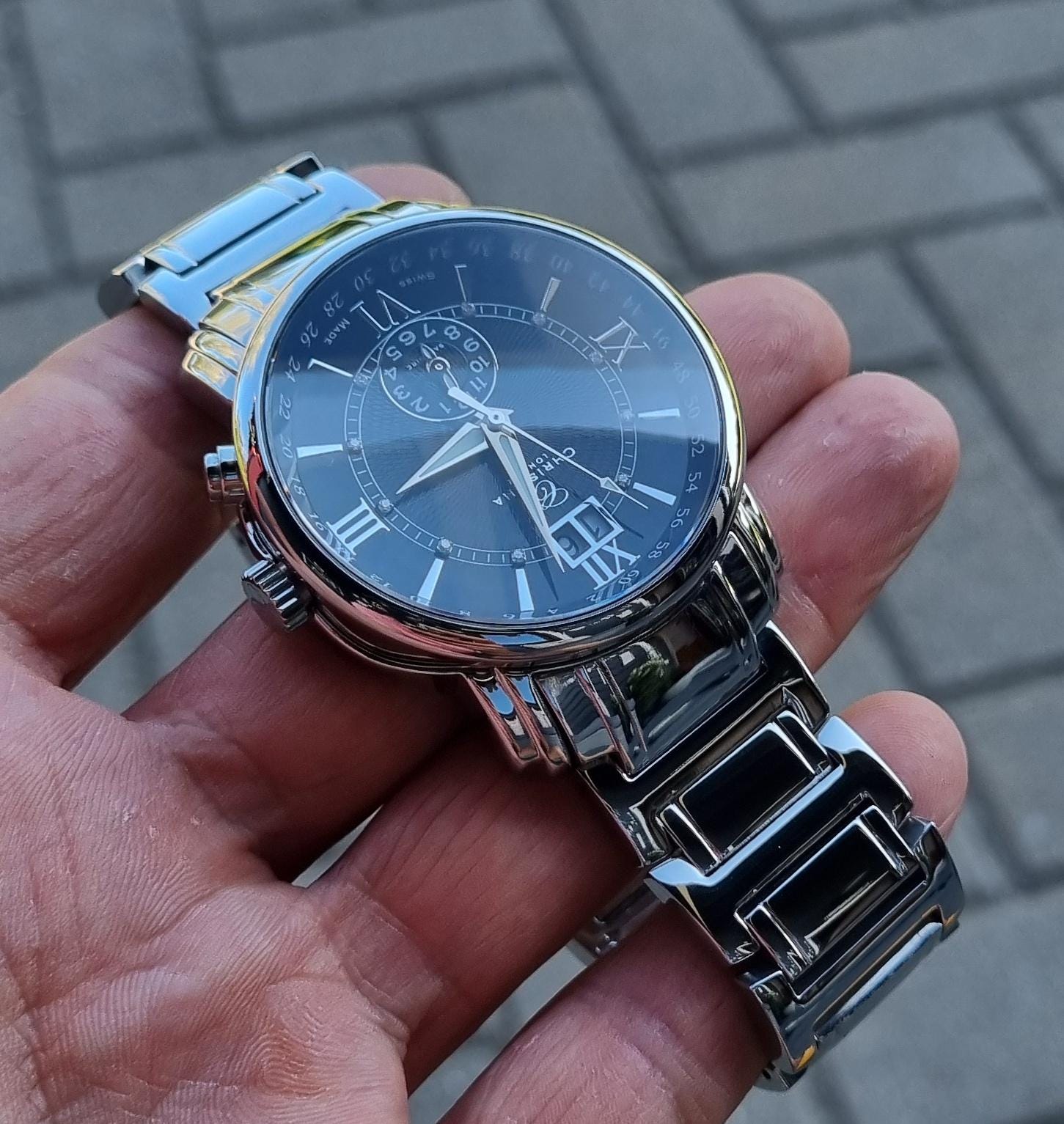 Rare 2011 Christina London Dual Time Men's Quartz Watch W 10