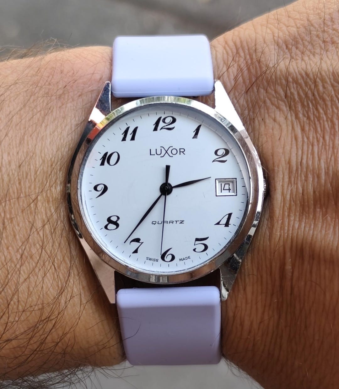 Vintage 1990 Swiss LUXOR 15461 Silver Dial Men's Quartz Watch W