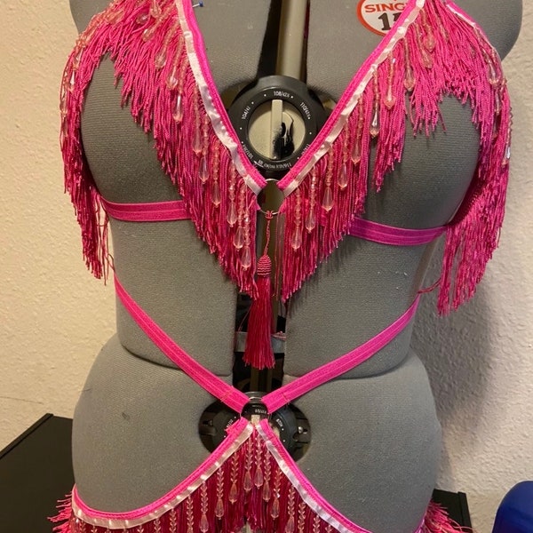 Burlesque Shimmy Belts, shimmy bras, and sets!