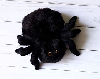 Pequeño bebé araña negra, araña de peluche, araña de juguete blando, tarántula de peluche, araña de juguete de bebé, araña de peluche