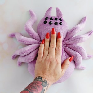 Huge purple spider toy Tatantula, soft plush tarantula, Baby shower gift, Plush toy, Stuffed spider