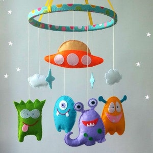 Lindos alienígenas baby nursery mobile nursery, Funny monsters baby crib mobile, Felt nursery mobile, Cuna Colorful décor baby room imagen 2