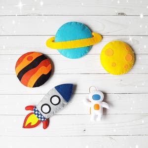 Space nursery toy felt Saturn planet Jupiter felt toy space rocket felt moon baby toy astronaut felt Planets space baby decor