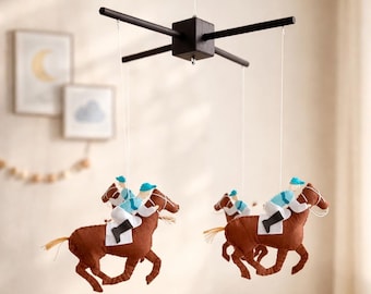 Móvil para cuna con diseño de caballo de Derby, decoración de guardería vaquera, móvil para bebé con diseño de jinete y caballo de carreras, regalo para baby shower.