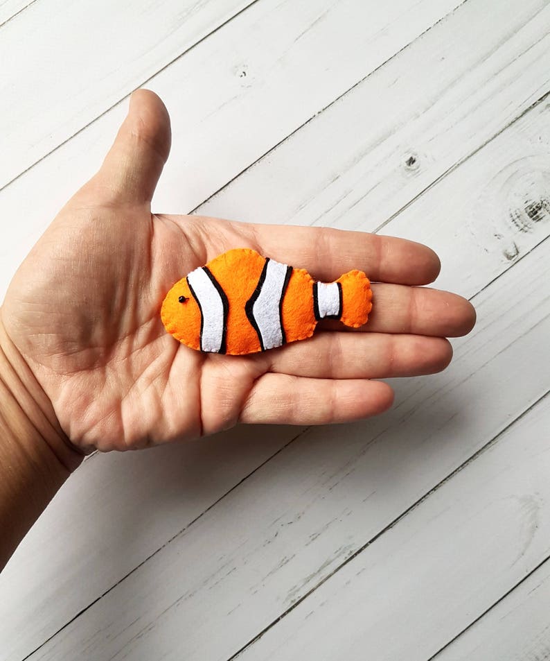 Clown fish Felt ornament fish nemo felt toy stuffed clown fish nursery decoration fish ornament fish decoration ocean baby decor