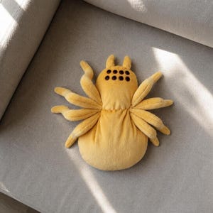 大きなクモのぬいぐるみ 巨大なクモ 素晴らしいおもちゃのクモ