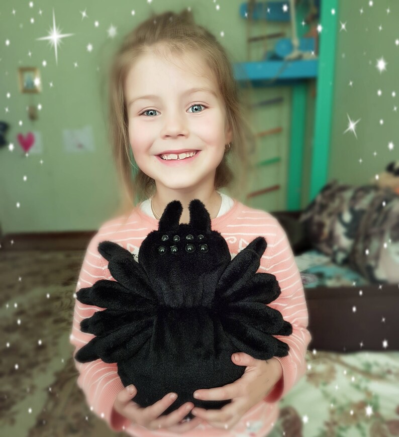 giant stuffed spider