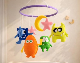 Móvil para cuna de bebé con lindos extraterrestres, móvil de fieltro espacial para bebé, decoración divertida de monstruos para recién nacidos, regalo para baby shower, móvil hecho a mano