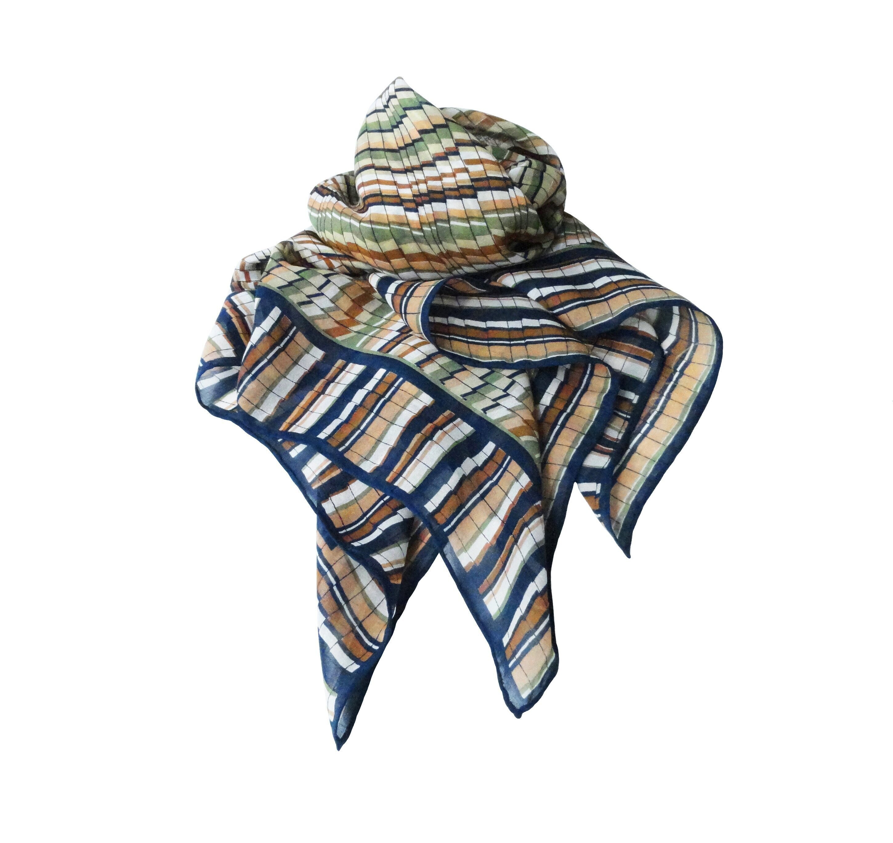 Colorful Neck Scarf, Semi Sheer Pleated Scarf, Square Vintage Scarf, 80's Bandana, Green Кerchief, Hand Rolled Edges, Green Headband, Pin Up