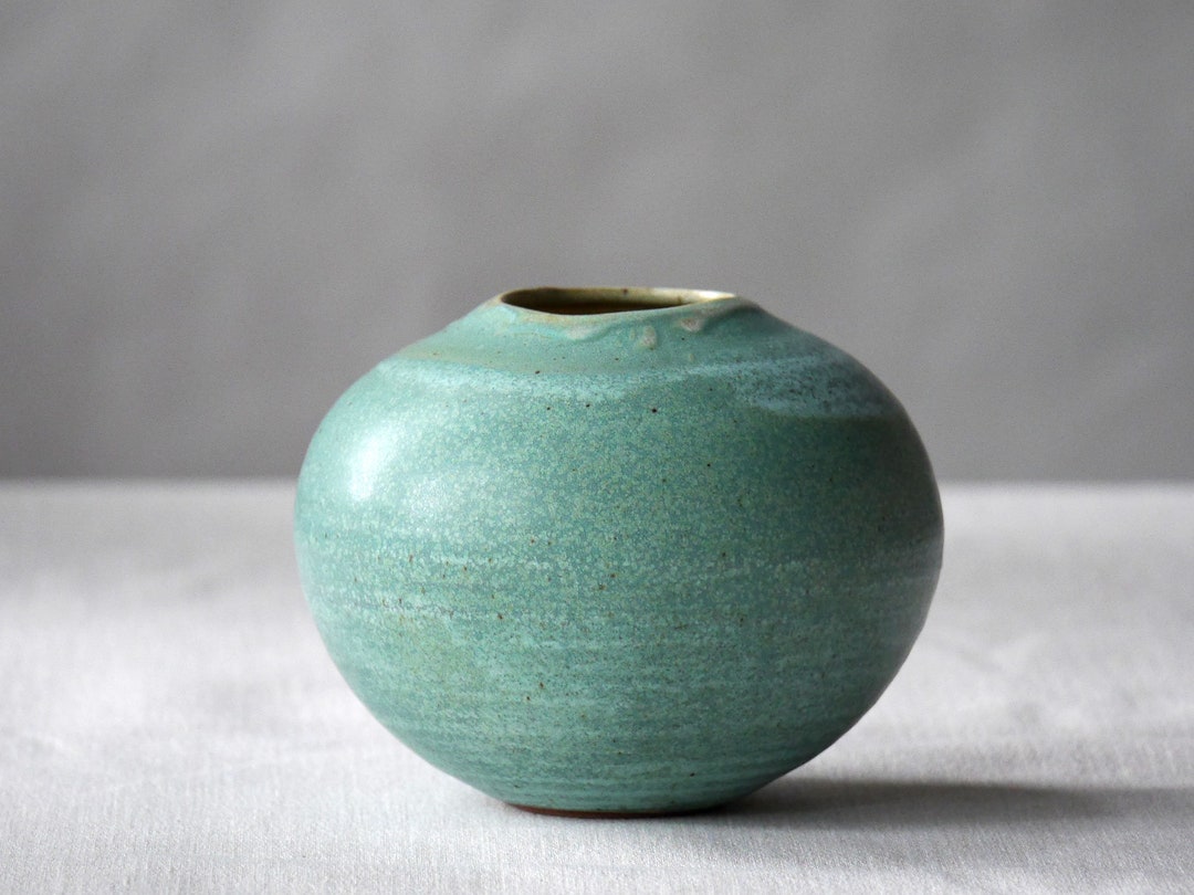 Handthrown Pottery Tourquoise Round Bulb Shape Vase in Etsy