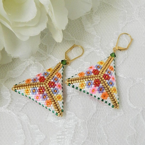 PATTERN for Beaded 3D Puffy Triangle Earrings - Floral Bouquet