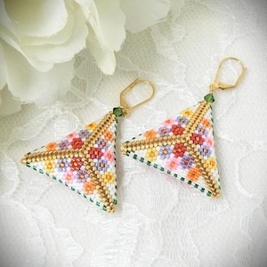Beaded 3D Puffy Triangle Earrings - Floral Bouquet TUTORIAL/PATTERN