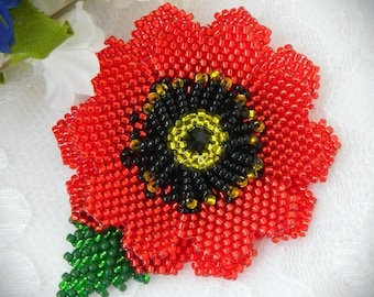 Tutorial/Patrón para broche de peyote 3D con cuentas de flor de amapola veterana