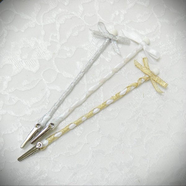 Bracelet Helper Tool: Metallic Ribbon-Wrapped Wooden Dowel
