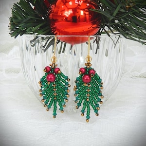DIY Beaded Christmas Pine Berry Holly or Feather Earrings Pattern (TUTORIAL/DOWNLOAD)