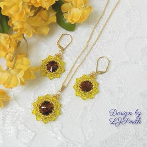 Beaded Crystal Rivoli Pendant/Necklace and Matching Earrings Set DIGITAL DOWNLOAD