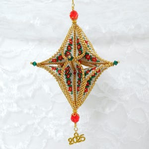3D Peyote Beaded Open Pod Winter Flowers Ornament Tutorial/Pattern