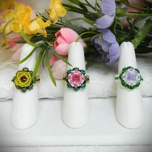 Beaded Crystal "Flower Ring" TUTORIAL/PATTERN