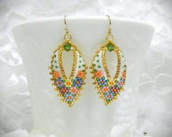 Brick Stitch Flower Bouquet Leaf Earrings TUTORIAL/PATTERN