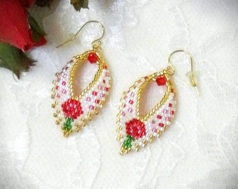 Beaded Leaf Rose Earrings in Brick Stitch TUTORIAL/PATTERN
