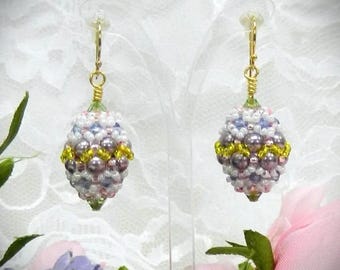 Pendientes de huevo de Pascua con perlas, cristales y cuentas de semillas TUTORIAL/PATRÓN