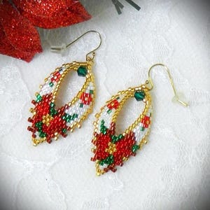 Beaded Poinsettia Brick Stitch Leaf Christmas Earrings DIY TUTORIAL/PATTERN