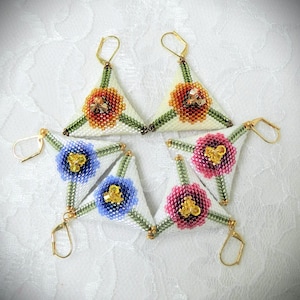 3D Beaded Hombre Flower Triangle earrings TUTORIAL/PATTERN
