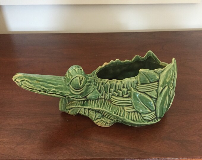 Mccoy Alligator Crocodile Planter, Vintage From 1940s or 1950s